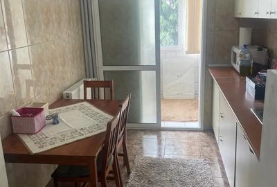 Inchiriez ap 2 camere Exercitiu - 1