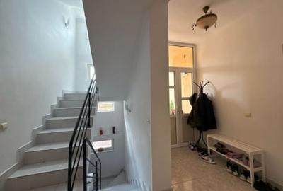 Inchiriez vila pe Bd Pipera ,pretabil pentru birouri, clinica me Inchiriez vila pe Bd Pipera ,pretabil pentru birouri, clinica me - 3