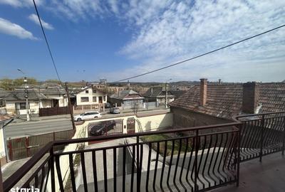 Casă cu 7 camere cu Teren 1300 Mp în Central - 2