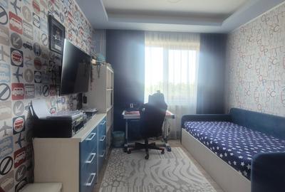 3 Camere, Decomandat, 99 Mp, Imbunatatiri de Lux - 13