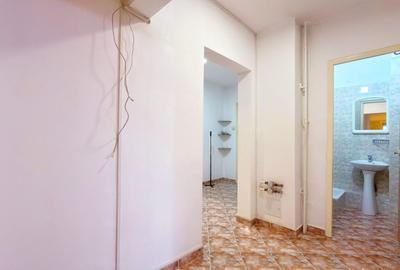 Apartament cu 3 camere decomandat în Tei - 17