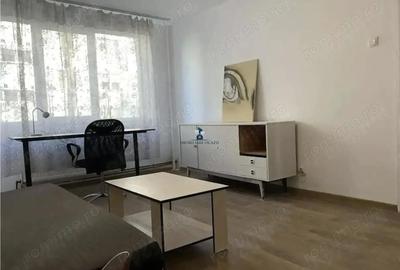 Apartament cu 3 camere decomandat în Apărătorii Patriei - 7