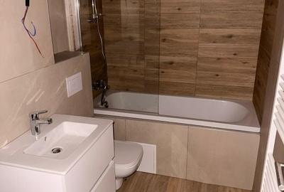 Apartament cu 2 camere decomandat în Sud