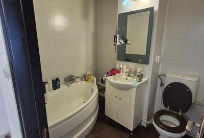 Apartament cu 2 camere decomandat în Central - 3