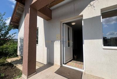 Casă individuală cu 3 camere cu Canalizare în Berceni - 2