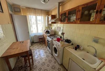 Apartament 3 camere, decomandat - Cugir - 10