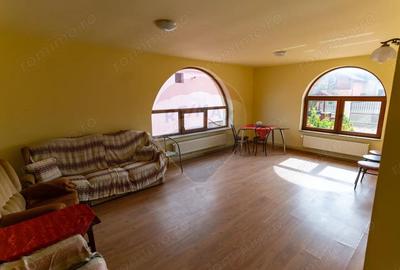 Vila /Pensiune 6 camere in Cristur, jud Hunedoara - 10