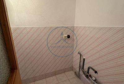 Apartament cu 3 camere decomandat în Ștefan cel Mare - 2
