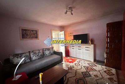 Vanzare Casa cu 920 mp teren Alba Iulia Zona HCC la asfalt si toate utilitatiile - 5