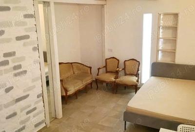 Garsonieră nedecomandată, mobilată în P-ța Victoriei - 1