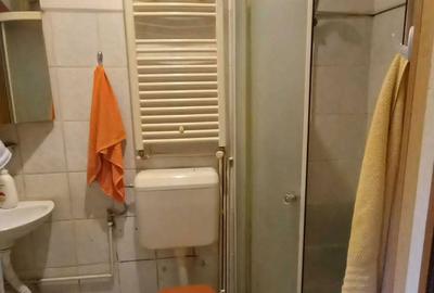 Casă cu 4 camere semidecomandat în Central - 7