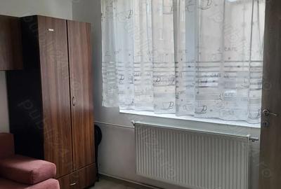 Inchiriez garsoniera - 2