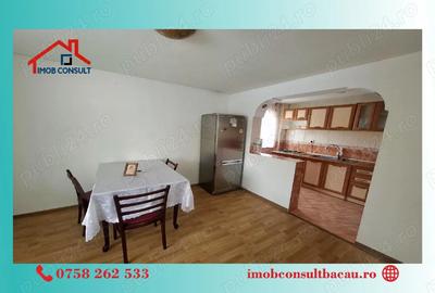 Casă cu 3 camere în Central - 2