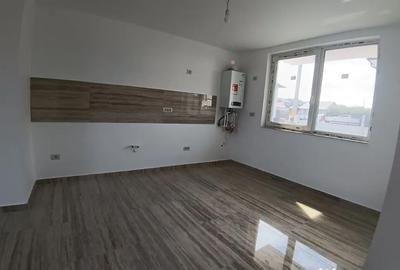 Casă cu 4 camere cu Teren 350 Mp în Șcheia - 13