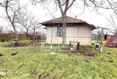 Casă cu 2 camere în Traian - 18