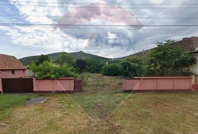 Teren de 1295 mp, în Șiria - 1