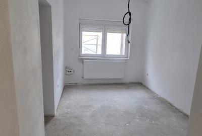 Casă cu Teren 600 Mp în Central - 7