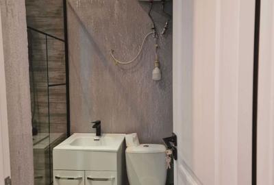 Apartament cu 3 camere semidecomandat în Central - 4