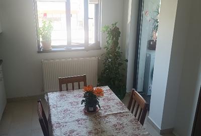 Apartament cu 2 camere decomandat în Central - 4