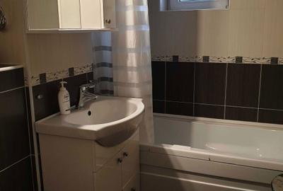 Apartament cu 3 camere decomandat în Obcini - 1