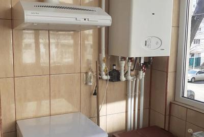 Inch. 2 cam. cf.1 dec. etajul 1, mobilat, utilat asa cum se vede in poze,str. Rosiorilor - Scolilor - 2