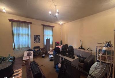 Casă cu 4 camere decomandat cu Teren 450 Mp în Budai - 11