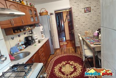 De vanzare apartament cu 3 camere  situat In Tiglina II - 5