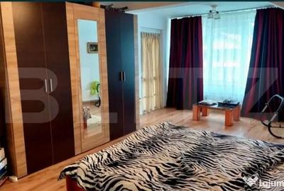 Casă cu 4 camere cu Canalizare în Central - 4