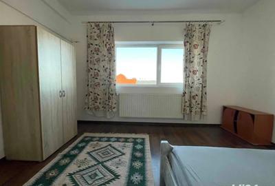 Inchiriez apartament 4 camere - 8