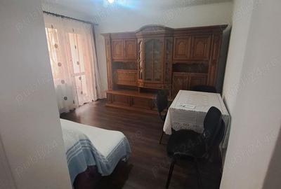 Apartament cu 3 camere decomandat în Central - 3