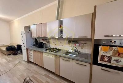 Casa renovata cu 4 camere la curte comuna | Iosefin - 7