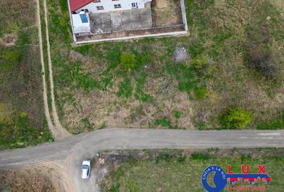 Teren de 500 mp, în Mineri