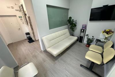 Apartament cu 4 camere decomandat în Badea Cârțan