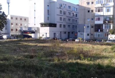 Apartament cu 3 camere decomandat în Tineretului - 2