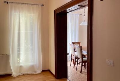 Casă în stil mediteranean, plină de lumină și farmec, cu grădină frumoasă Casă în stil mediteranean, plină de lumină și farmec, cu grădină frumoasă - 2