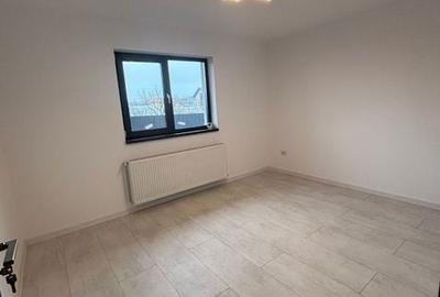 Casă cu 4 camere cu Teren 445 Mp în Poșta Câlnău - 12