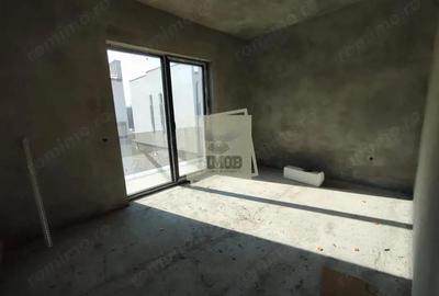 Casă cu 4 camere cu Teren 220 Mp în Central - 9