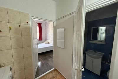 Garsonieră decomandată în Noua