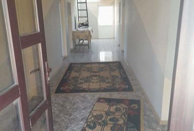 Casă cu 8 camere în Parepa-Rușani - 3