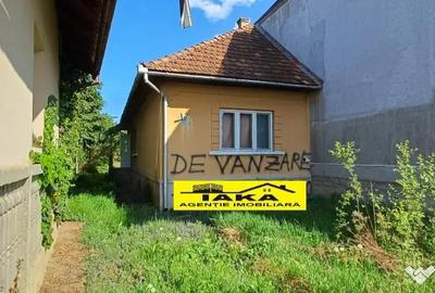 Casă cu 2 camere cu Teren 1200 Mp în Tăuții-Măgherăuș
