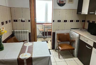 Apartament cu 3 camere decomandat în Central - 2