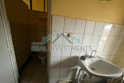 Casă cu 5 camere cu Teren 500 Mp în Pârneava - 12