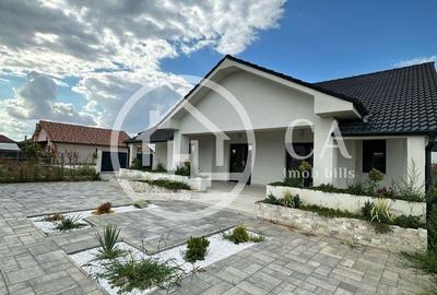 Casă cu 4 camere decomandat în Cihei - 19