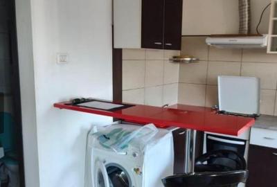 Închiriem garsonieră  zona Poarta 6  mobilată utilată 25 mp Închiriem garsonieră  zona Poarta 6  mobilată utilată 25 mp - 4