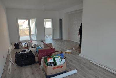 Sacalaz, 1/2 Duplex pe Etaj, 4 Camere,2 Bai,Terasa Acoperita - 5