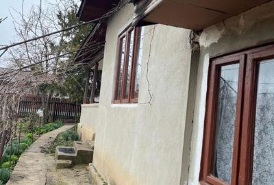 Casă cu 4 camere în Central - 2