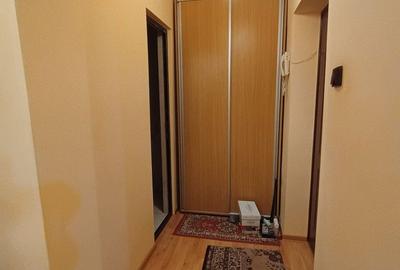 Apartament cu 3 camere, mobilat în Central - 3