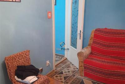 Etaj 1 Bloc Izolat Zona Sagului Piata Doina Etaj 1 Bloc Izolat Zona Sagului Piata Doina - 9