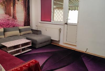 Proprietar vând apartament decomandat 3 camere - 2