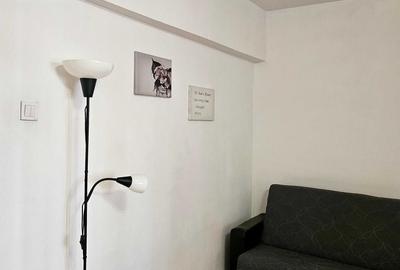 Garsonieră decomandată, mobilată în Titan - 5